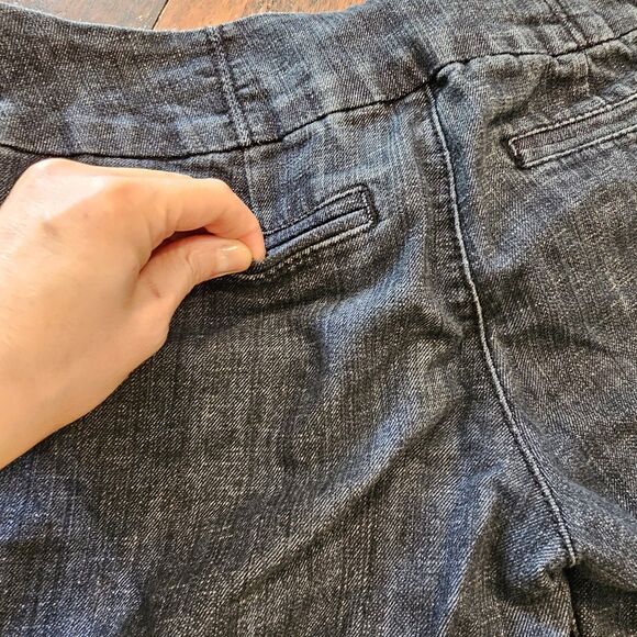 ARDEN B Y2K Size 8 Shorts Gray Bermuda Casual Business Travel Workwear Career - Picture 8 of 8